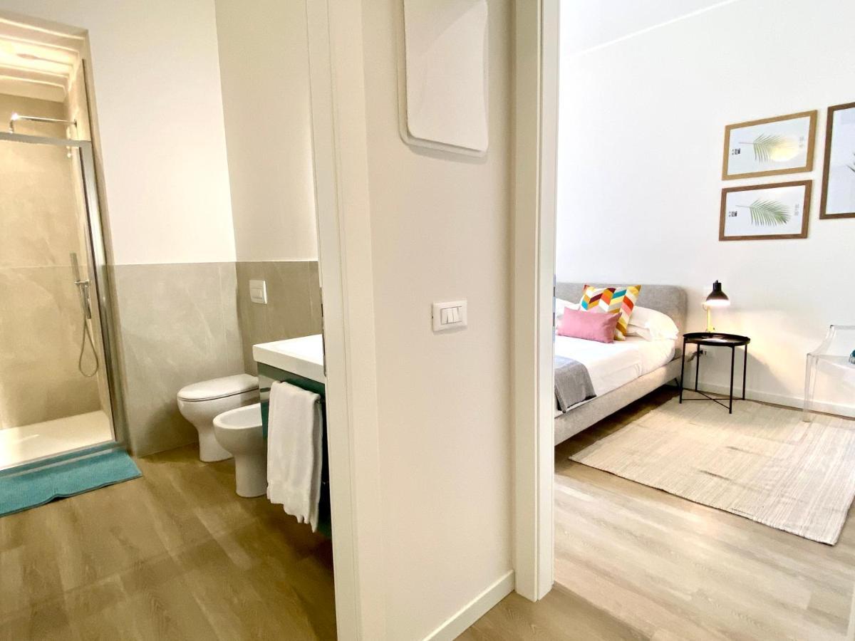 Fara Cinque Small Apartment Milano Exterior foto