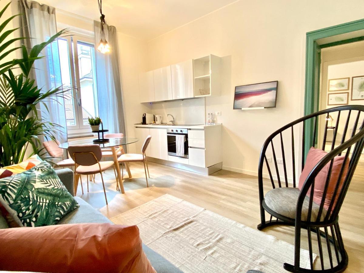 Fara Cinque Small Apartment Milano Exterior foto